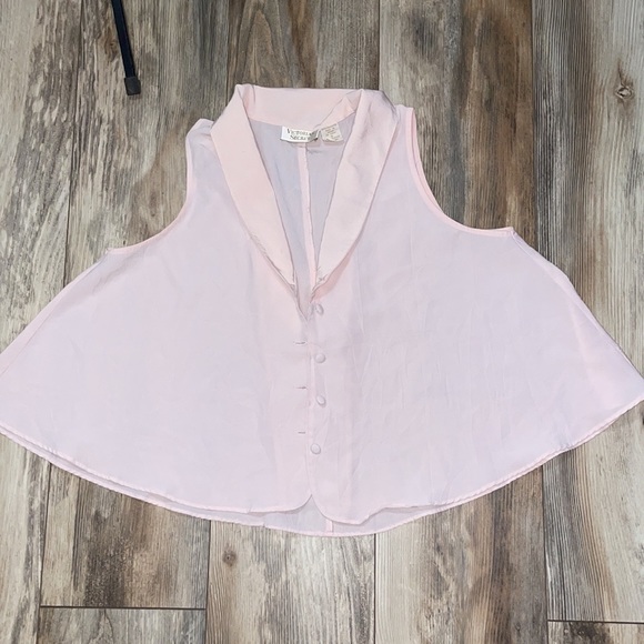 VINTAGE Victoria’s Secret flowy Button up top - Picture 2 of 4
